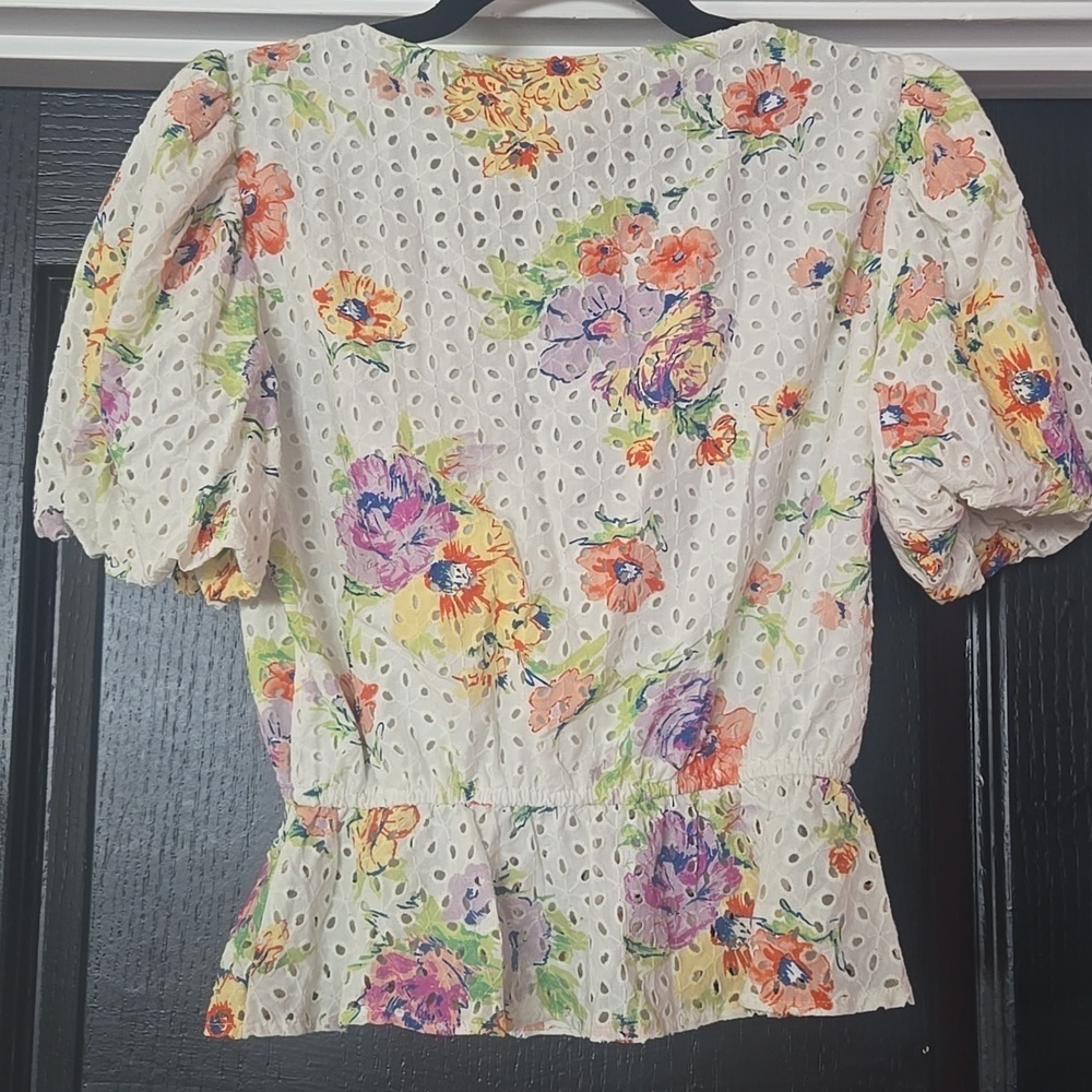 Wayf Floral Eyelet Puff Sleeve Peplum Top Size XS - Picture 5 of 11